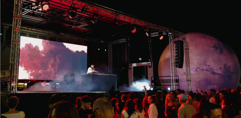 Montarbo Nettuno brings sound to Centergross @ Sunset